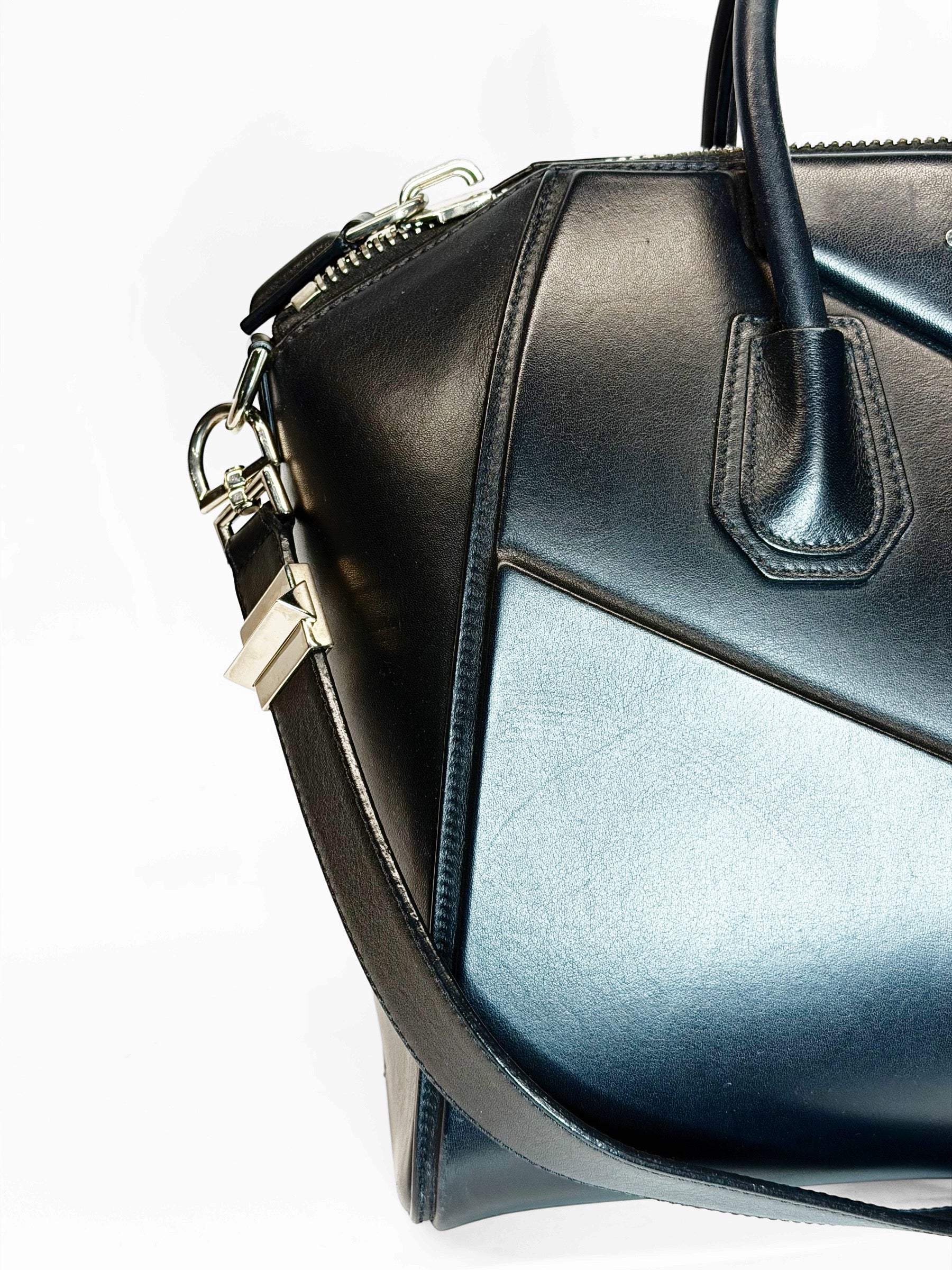 GIVENCHY Antigona Medium Black Smooth Leather Top Handle Bag