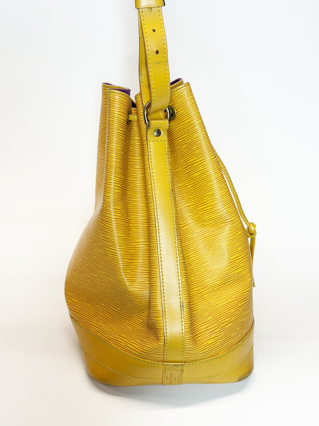 Louis Vuitton Noé Epi Leather Bucket Bag – Yellow