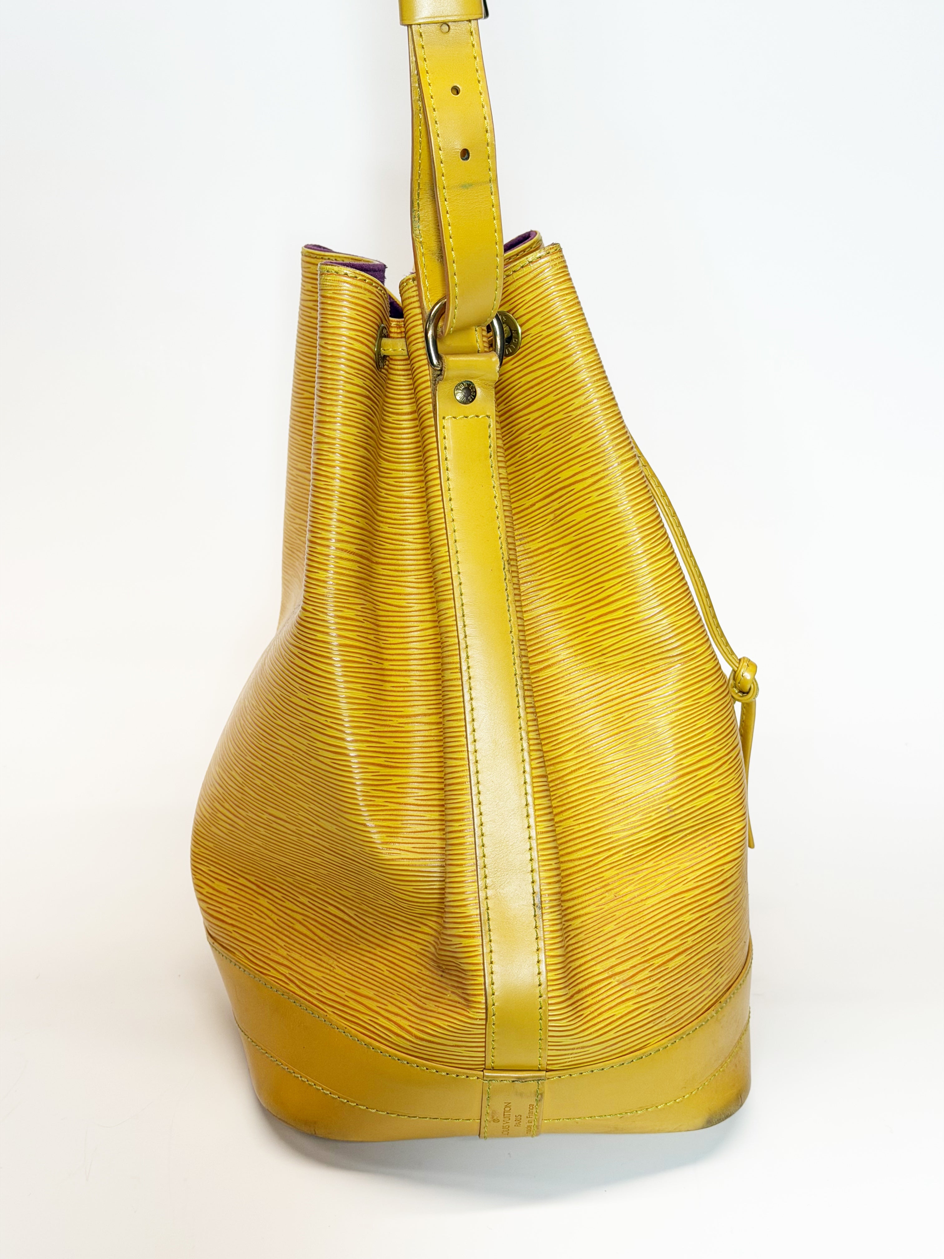 Louis Vuitton Noé Epi Leather Bucket Bag – Yellow