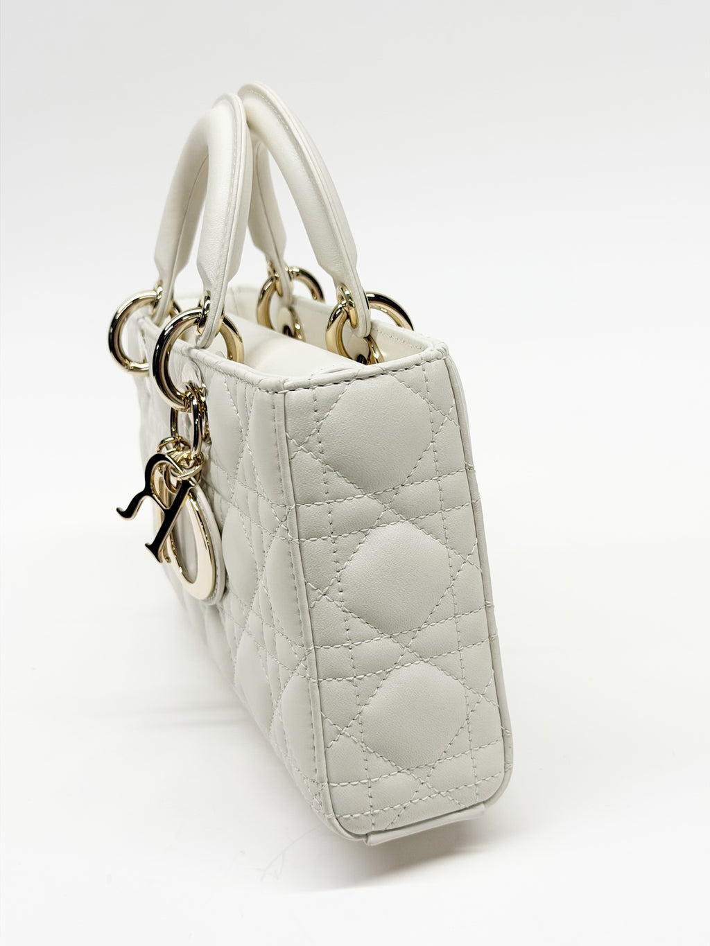 Christian Dior Lady Dior Medium – White Cannage Lambskin, Gold Hardware