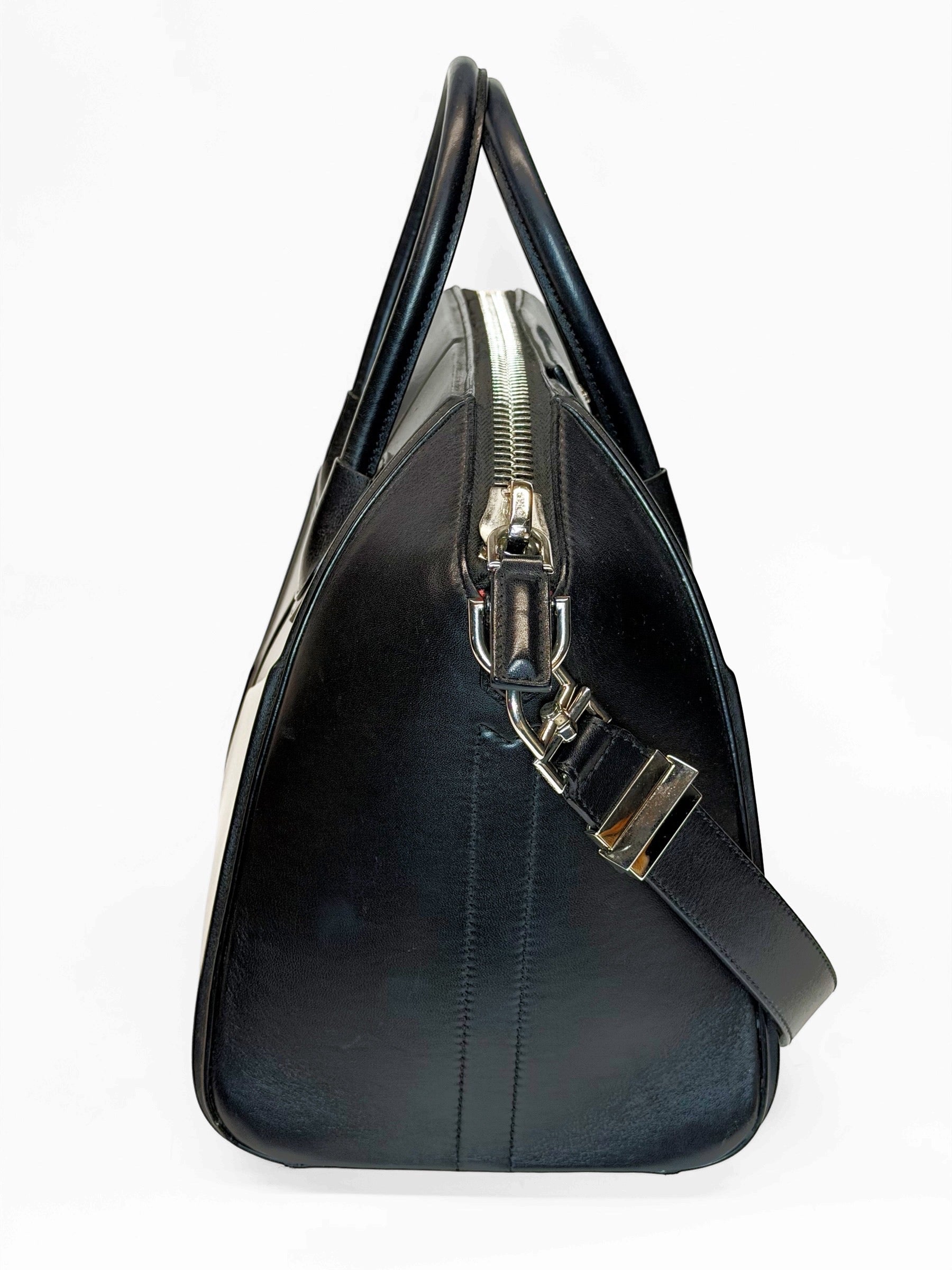 GIVENCHY Antigona Medium Black Smooth Leather Top Handle Bag