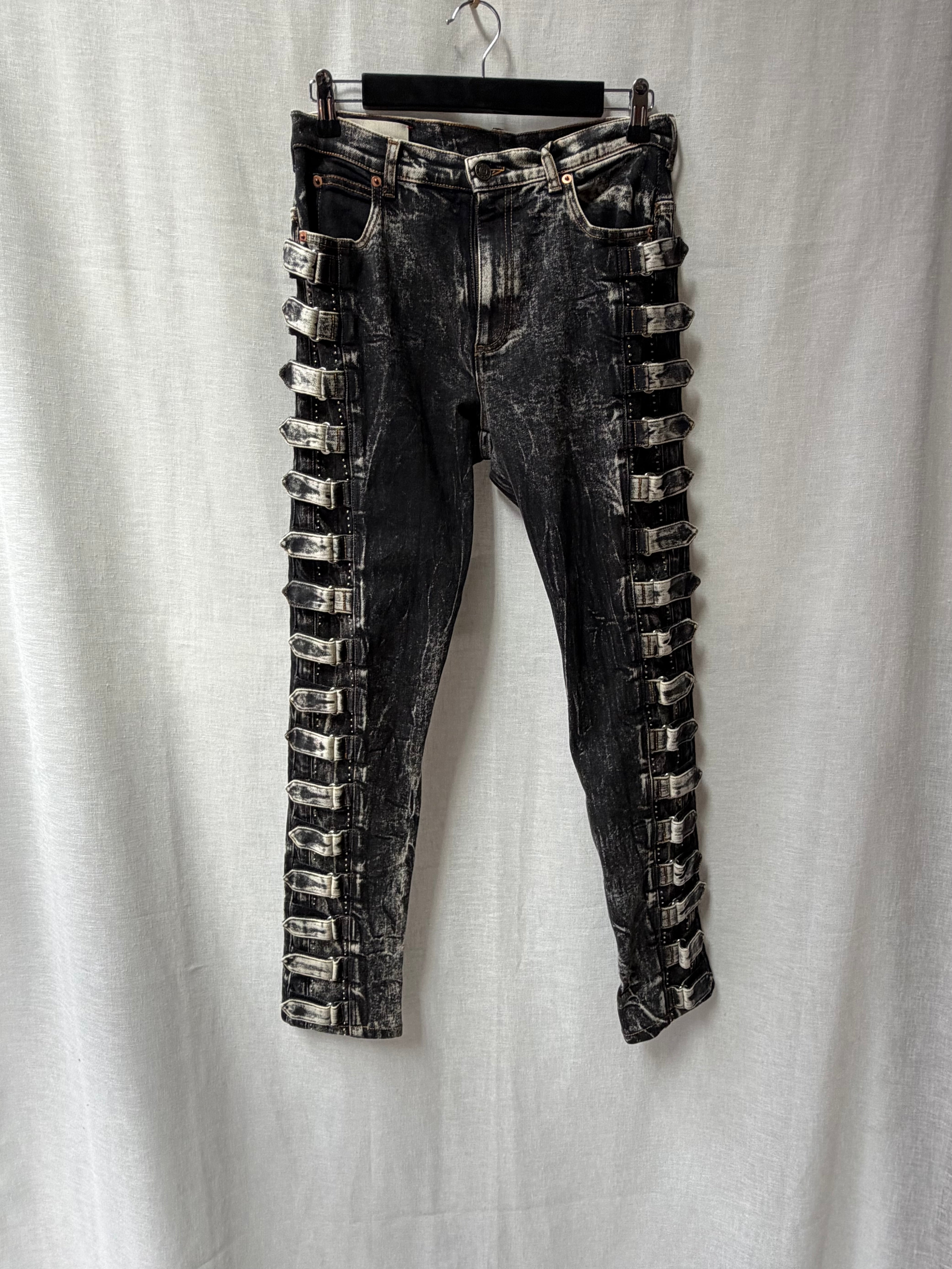 Gucci SS19 Runway Marble-Wash Buckle Skinny Jeans